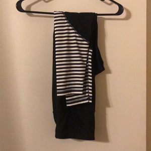 Xersion leggings “beetlejuice” size M